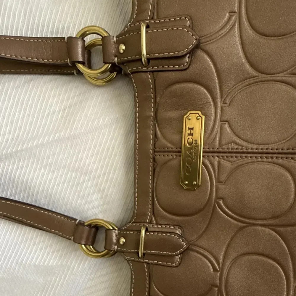Coach Brown Embossed Logo Tote Bag Zip Closure Gold Hardware Double Handles